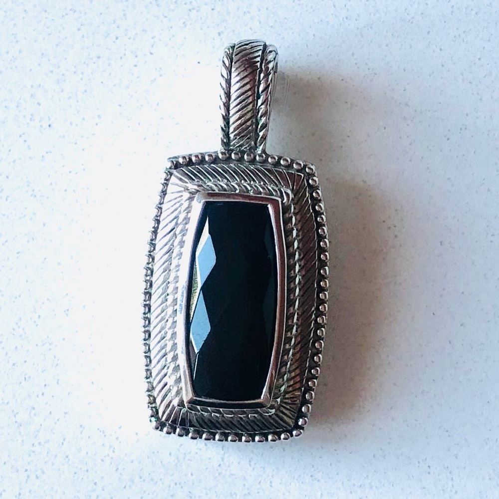 Judith Ripka Onix pendant